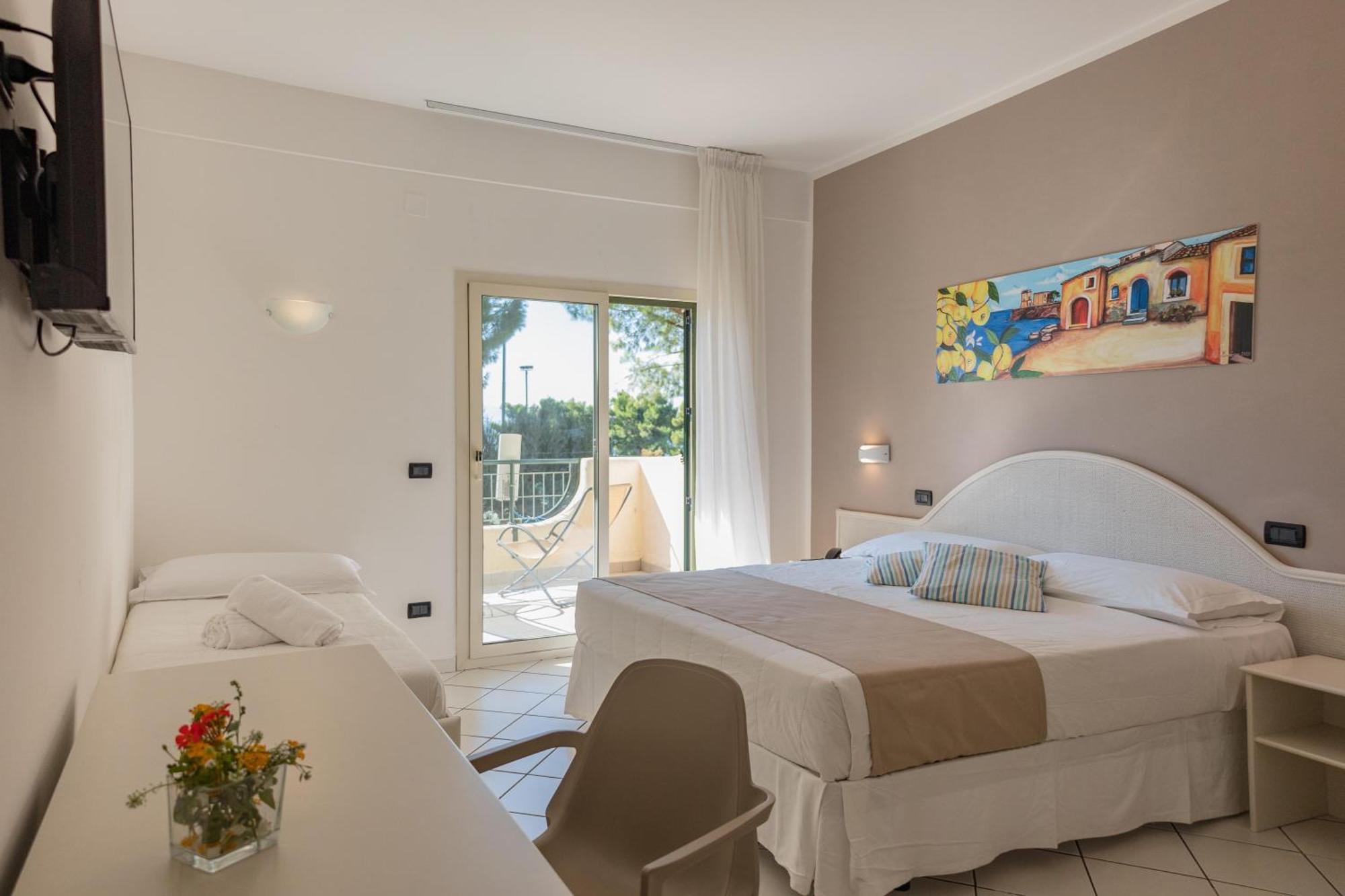 Cdshotels Terrasini - Citta Del Mare Zewnętrze zdjęcie