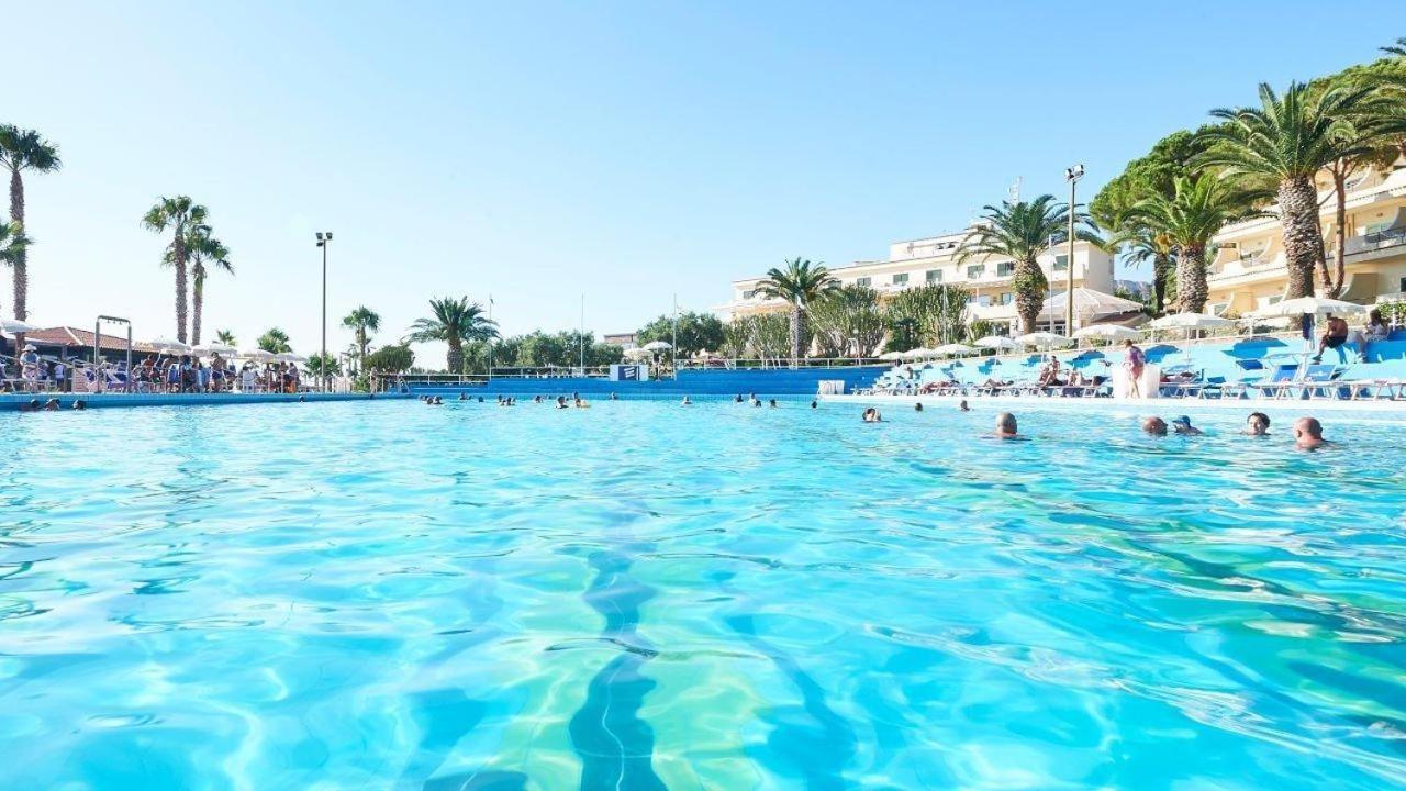 Cdshotels Terrasini - Citta Del Mare Zewnętrze zdjęcie